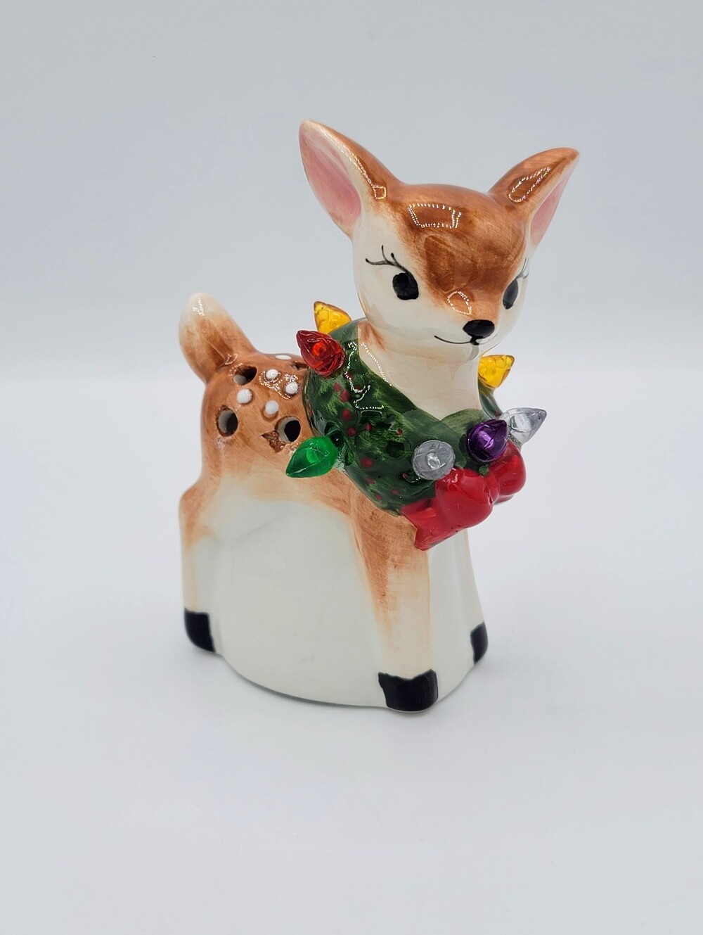 Ganz Christmas Fawn Deer Figurine Wreath Multicolor Bulbs Ceramic 4.5" Tall